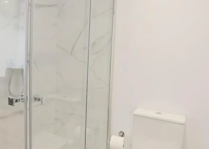 Notel Club - Cerca Del Sardinero * 산탄데르