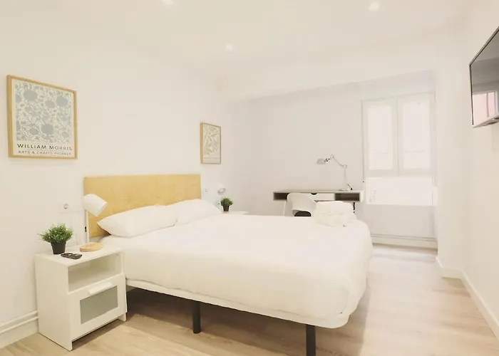 Notel Club - Cerca Del Sardinero * 산탄데르